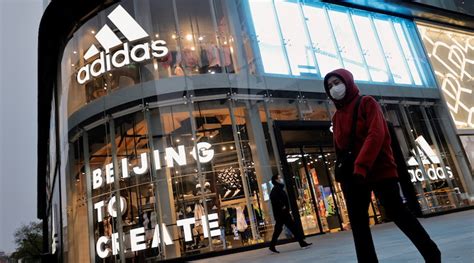 fabrica da adidas na china